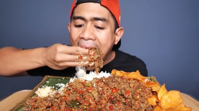 Momen Tanboy Kun Masak dan Mukbang 1 Kg Wagyu A5 Harga Rp 4 Juta (YouTube/tanboy kun)