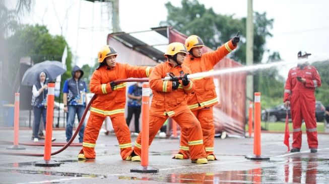 Latih Kesigapan Karyawan Tangani Kebakaran, Pupuk Kaltim Gelar Fire and Rescue Competition