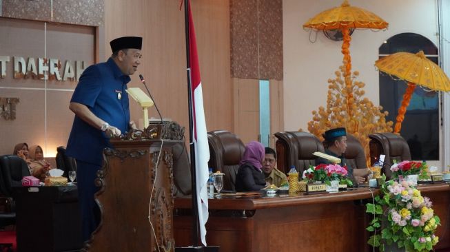 Plt Bupati Langkat Hadiri Paripurna Hasil Reses DPRD Langkat