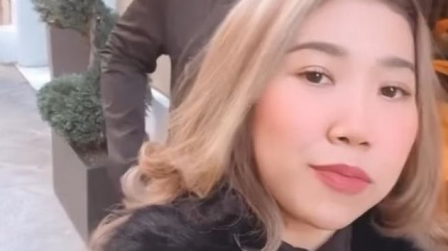  Potret bulan madu Kiky Saputri di Italia (Instagram/@kikysaputrii)