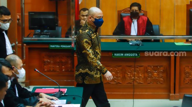 Saksi Dianggap Gagal Paham, Kuasa Hukum Teddy Minahasa Kini Merasa di Atas Angin