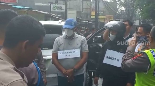 Tampang Eks Kapolsek Cilincing Saat Jalani Rekonstruksi Kecelakaan Tewaskan Mahasiswa UI