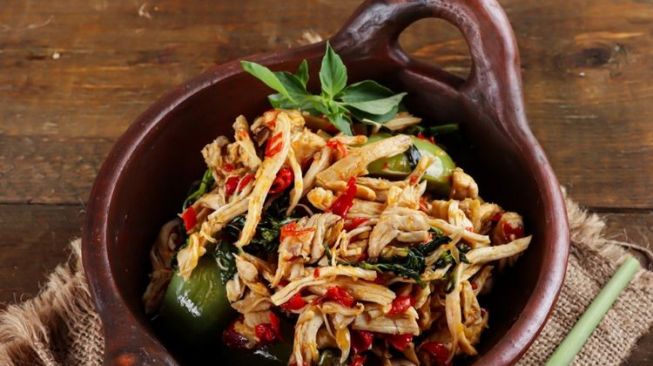 Ayam Rica Rica Pedas dan Lezat yang Wajib Dicoba