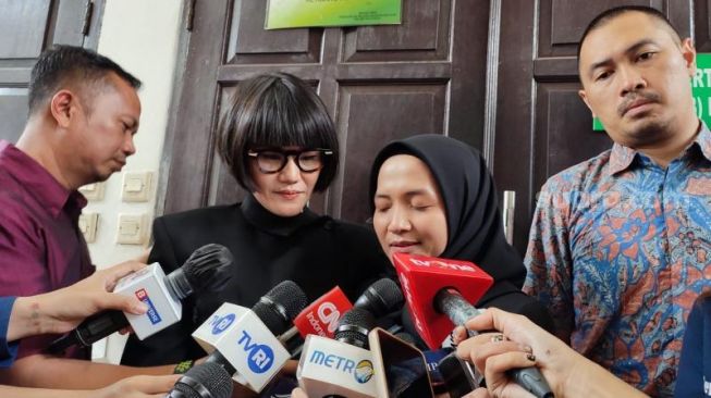 Tangis Istri Arif Rahman: Ferdy Sambo Hancurkan Keluarga Saya