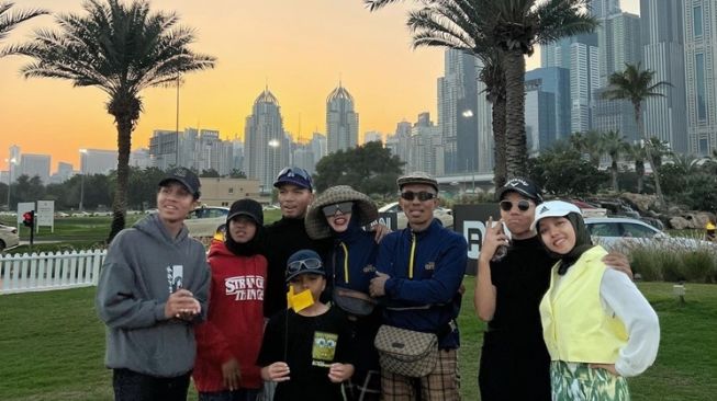 Potret Gen Halilintar Liburan di Dubai (Instagram/@genhalilintar)