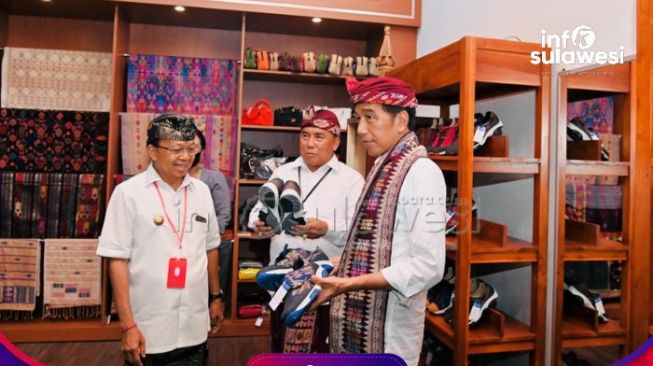 Presiden Beli Sepatu Baru, Model Kets dengan Khas Tenun Bali