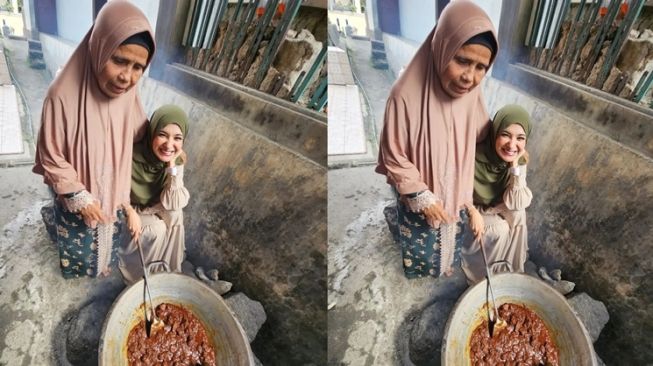 Potret Zaskia dan Shireen Sungkar Pulang Kampung (Instagram/@zaskiasungkar15)