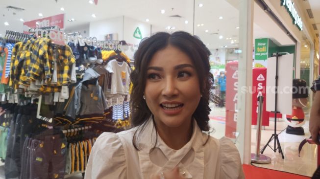 Biodata dan Agama Sarwendah, Ngamuk saat TikTok Live