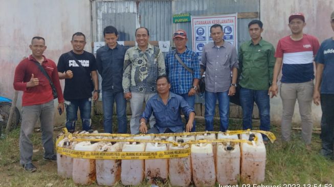 Curi Racun Rumput, 4 Orang di Kubu Raya Diringkus Polisi