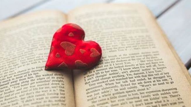 20 Kata-Kata Romantis untuk Valentine, Ucapan Penuh Cinta kepada Yang Tersayang