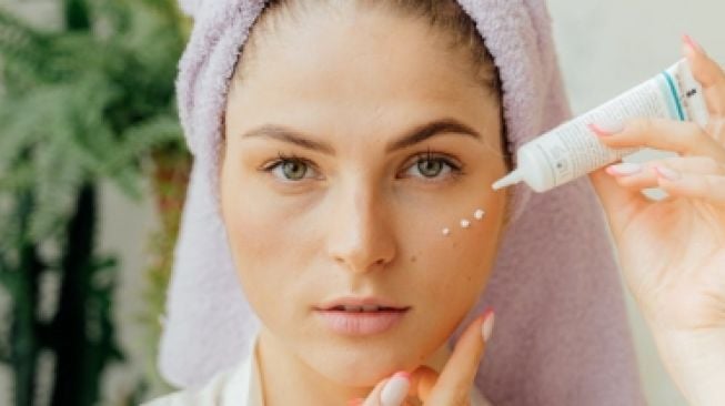 Anti Mubazir! Begini Cara Memanfaatkan 4 Produk Skincare yang Tidak Cocok