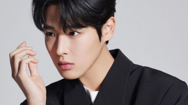 Byungchan VICTON Tersandung Masalah Pose, Netizen Salahkan Temannya