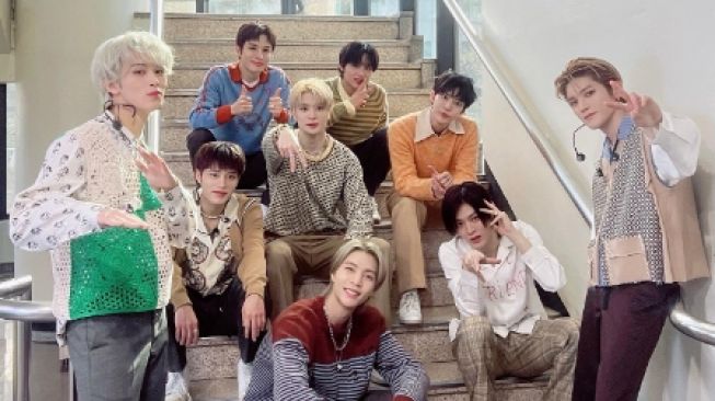 Bergaya ala Idol, Simak Deretan Inspirasi OOTD NCT 127 yang Sporty!