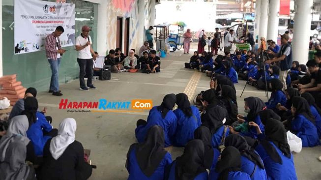 HPN 2023, Ratusan Mahasiswa Dilatih Berburu Berita di Tasikmalaya