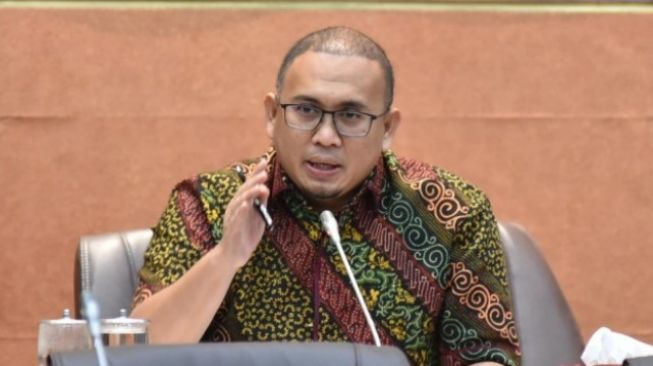 Produk Minyakita Langka, DPR Akan Panggil Zulkifli Hasan