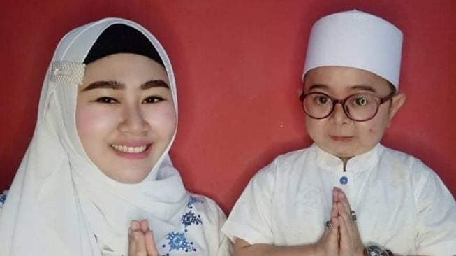 Meski Bukan Anak Kandung, Ini Alasan Daus Mini Tuntut Hak Asuh Anak Setelah Resmi Menduda