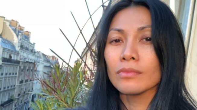 Potret Artis Usia 40 Tahun Lebih Tanpa Makeup (Instagram/@anggun_cipta)