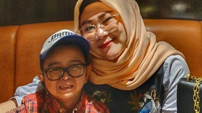 Shelvie Hana Dituding Tak Pernah Hamil, Pihak Daus Mini Sebut Fatih Al Firdaus Hanya Anak Titipan