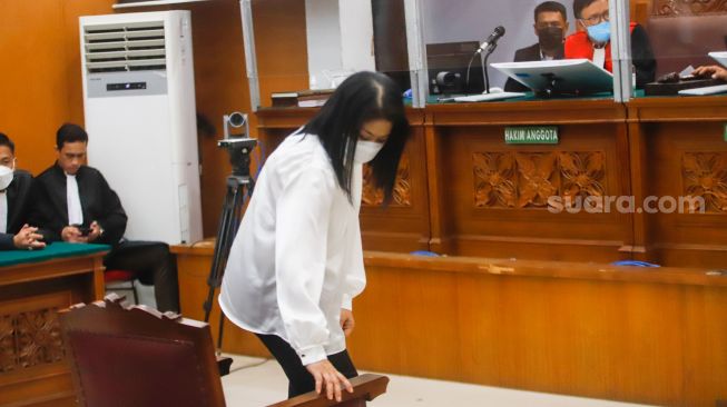 Lebih Berat Dari Tuntutan Putri Candrawathi Divonis 20 Tahun Penjara 