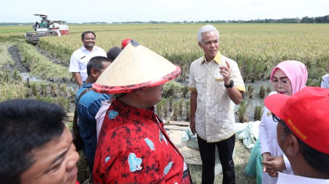 Ganjar Ajak Petani Milenial Genjot Produktivitas Padi, untuk Menjaga Stabilitas Harga Beras di Jateng