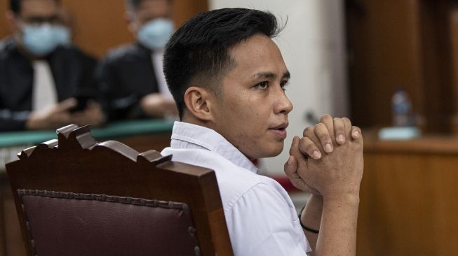 Nasib Baik Richard Si Eksekutor yang Bikin Bos Sambo Pusing Tujuh Keliling