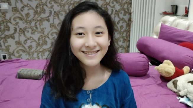 Potret Fara Miyako Emi Anak Bungsu Della Puspita (Instagram/@miyakoemi_leo)