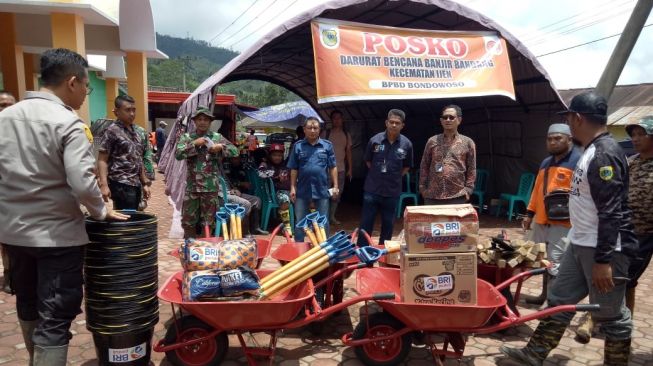 Percepat Pemulihan Pasca Banjir Ijen Bondowoso, BRI Peduli Salurkan Bantuan