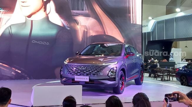 Chery Omoda 5 menjadi salah satu andalan PT Chery Sales Indonesia di ajang IIMS 2023 [Suara.com/Manuel Jeghesta Nainggolan].