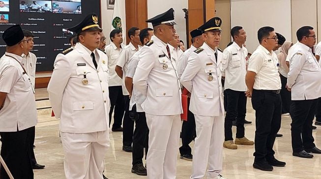 Bupati Kukar Lantik Camat Samboja Barat dan Kota Bangun Darat