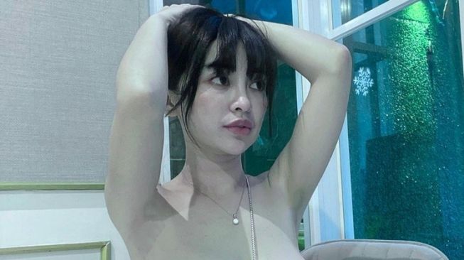 Artis Bongkar Gaya Bercinta Favorit (Instagram/@cupitagobas19)