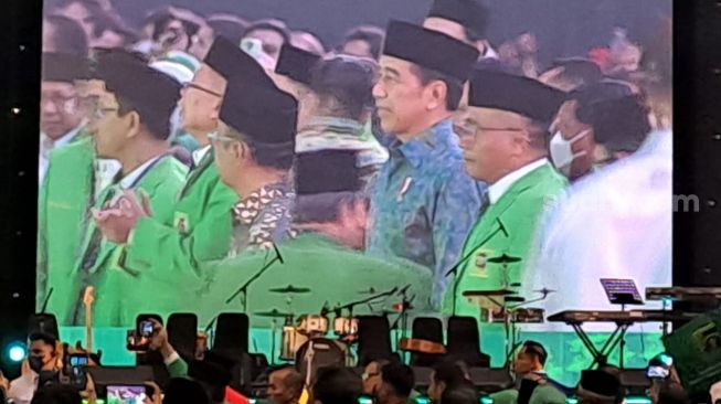 Ungkap Sosok Cawapres PPP Duduk di Sebelah Jokowi saat Harlah PPP, Mardiono: Sinyalnya Kuat, Hati-hati!