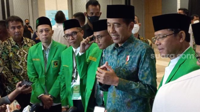 Jokowi Ogah Copot Erick Thohir dan Zainuddin Amali dari Menteri karena Urus PSSI: Yang Penting Bisa Mengatur Waktu