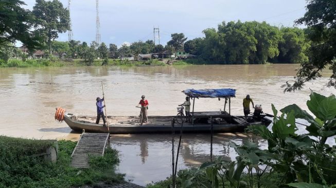 Bengawan Solo Siaga 2 Tren Naik, Kalaksa BPBD: Waspada