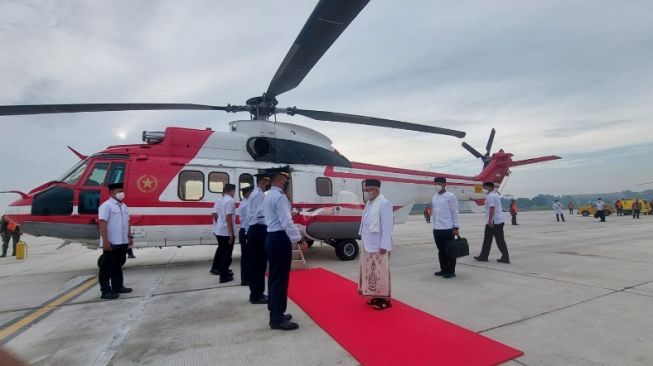 Naik Helikopter Ke Cianjur, Wapres Ma'ruf Amin Hadiri Muhasabah Dan Istigasah Doa Keselamatan Bangsa