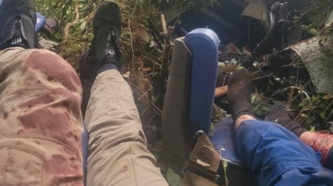 Lokasi Jatuhnya Helikopter Kapolda Jambi Ditemukan, Tim Dokkes Diterjunkan Ke TKP