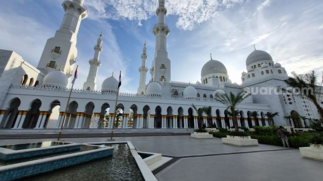 Masjid Raya Sheikh Zayed Solo Dibuka untuk Umum 28 Februari, Pekan Ini Disimulasikan