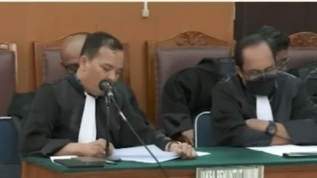 Heboh Jaksa Kasus Sambo yang Dihadirkan dalam Sidang Teddy Minahasa, Siapa Dia?