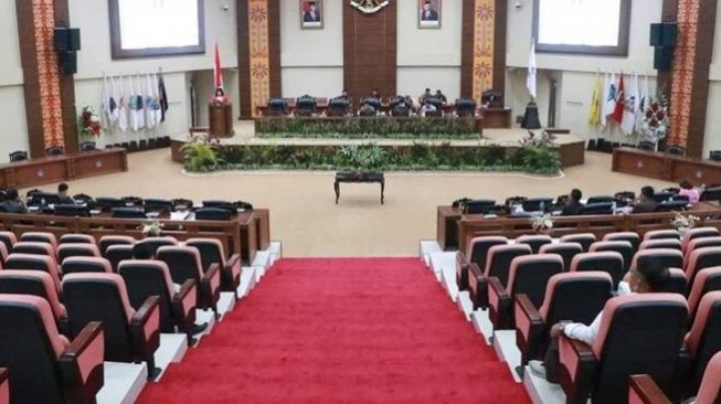 Ranperda Kode Etik Dprd Sulut Ditetapkan Menjadi Perda