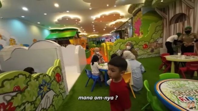 Momen Paula Verhoeven Prank Tinggalkan Anak di Mall (YouTube/ Baim Paula)