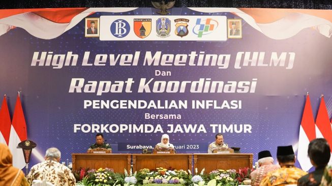 Percepat Pengendalian Inflasi di Jatim Tahun 2023, Gubernur Khofifah Paparkan 7 Solusi