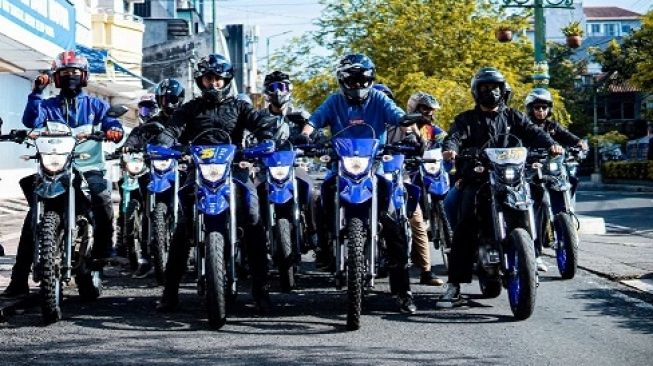 Doni Tata Pradita Berbagi Pengalaman dan Teknik Riding Motor Off-road di Yogyakarta