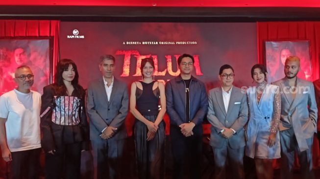 Cast, sutradara, dan produser serial Teluh Darah [Suara.com/Rena Pangesti]