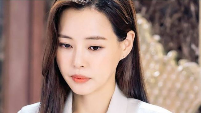 Siap Kembali ke Layar Kaca, Honey Lee Bintangi Drama Korea Terbaru Usai Melahirkan