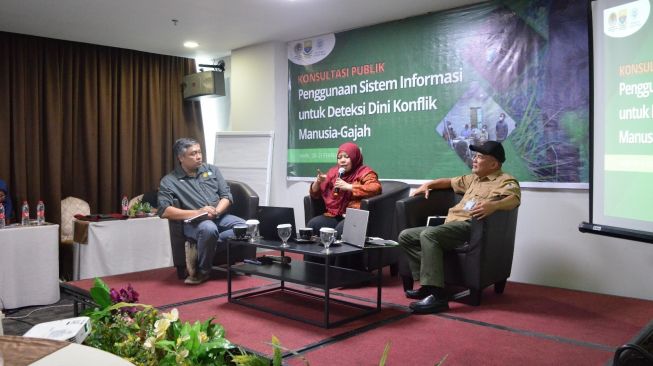 Diskusi Fakultas Kehutanan UGM Soroti Mitigasi Konflik Manusia-Gajah