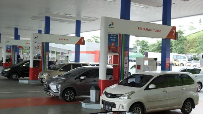 Awali Pekan Ini Harga BBM Pertamina Non Subsidi Kembali Naik, Ini Daftarnya