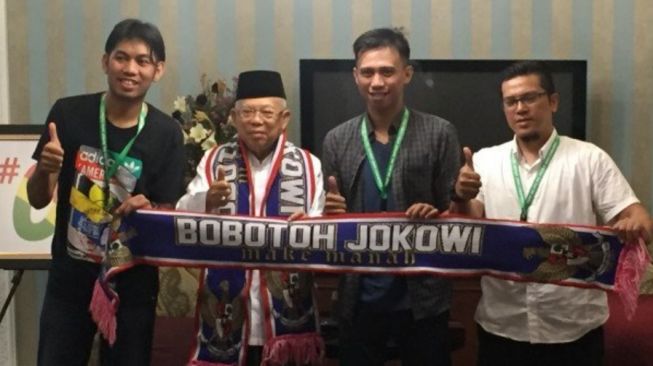Mereka yang Duduk di Presidium Nasional Suporter Sepak Bola Indonesia: Kental Nuansa Politik?