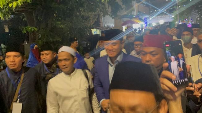 Hadiri Acara Haul ke-12 KH Zainuddin MZ, AHY Kenang Kata-Kata Dai Sejuta Umat di Hadapan Jemaah: Hidup Harus Seimbang