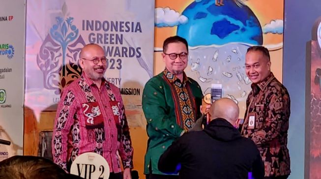 Dukung Ekonomi Hijau Indonesia, Pegadaian Meraih The Best Green Program 2023