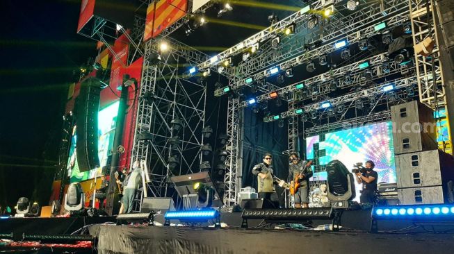 Tampil Energik di Life Fest 2023, Band GIGI Beri Pesan Jelang Pilpres 2024