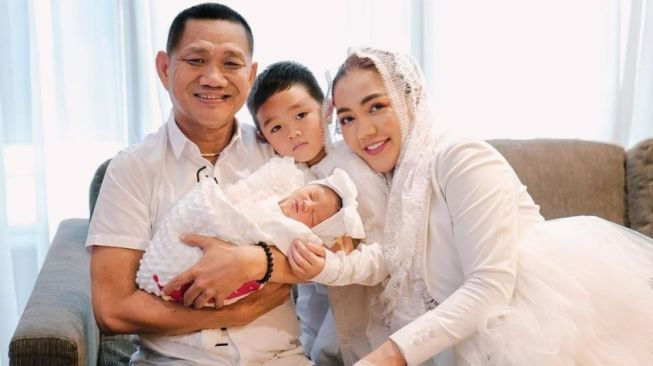 6 Fakta Bella Shofie Melahirkan Anak Kedua, Nama Bayinya Jadi Sorotan Warganet